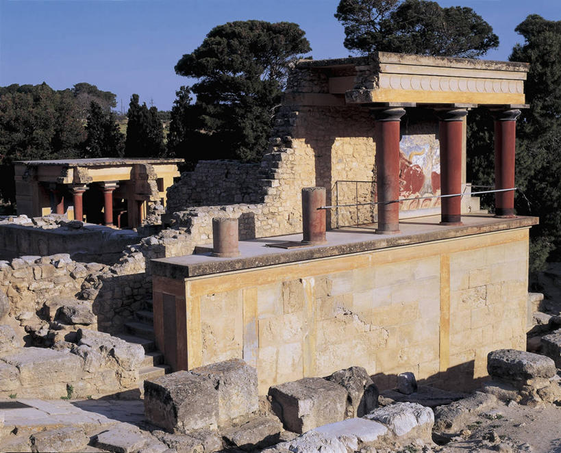 无人,寺庙,横图,室外,白天,植物,建筑,希腊,欧洲,柱子,图像,历史,废墟,树,蓝色,天空,地标建筑,摄影,宗教,考古学,人造,宗教建筑,地中海文化,南欧,希腊文化,主题,万里无云,克里特岛,构图,古希腊,古代文明,克诺塞斯,彩图,旅行,时空,传统文化