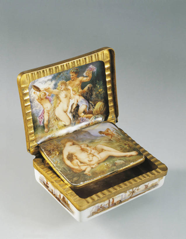 无人,竖图,室内,特写,法国,巴黎,欧洲,艺术,陶瓷制品,首都,历史,盒子,一个,摄影,单个,西欧,地中海文化,鼻烟壶,法国文化,欧洲文化,中欧,法兰西岛大区,美术工艺,彩图,影棚拍摄