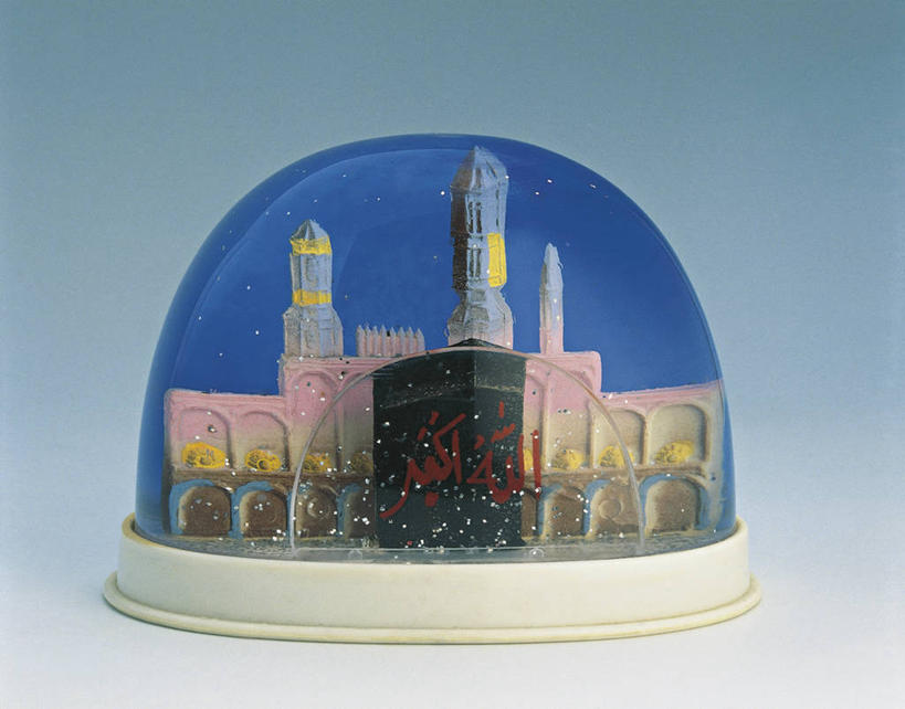 无人,横图,室内,特写,建筑,玩具,雕塑,亚洲,节日,艺术,装饰,透明,雕刻,雕像,商品,塑胶,文化,一个,纪念品,工艺品,地标建筑,祈祷,健康,许愿,摄影,宗教,信仰,单个,纪念,祈求,美术,创造力,伊斯兰教,中东,宗教建筑,记忆,主题,清真寺,陈列,沙特阿拉伯,大清真寺,功能,美学,雪花球,贡献,灵性,麦加,平安,阿拉伯,彩图,影棚拍摄,克尔白