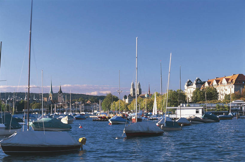 帆船,无人,横图,室外,白天,湖,水,城市,建筑,船,瑞士,欧洲,河岸,城镇,尖顶,天空,交通工具,运输,摄影,西欧,都市风光,载具,中欧,首府,瑞士联邦,苏黎世,苏黎世州,帆樯,桅竿,苏黎士,彩图,旅行,苏黎世湖,帆柱