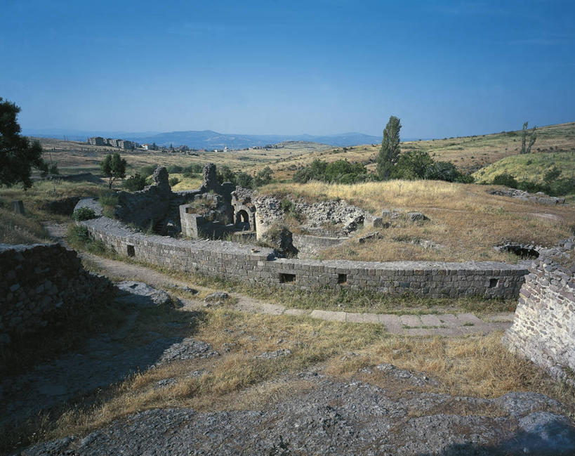 无人,横图,室外,白天,建筑,欧洲,地平线,地形,辽阔,地面,历史,废墟,地标建筑,广阔,摄影,一望无际,考古学,延伸,万里无云,天地相交,古希腊,无边无际,一马平川,古代文明,自然地理,彩图,白加孟