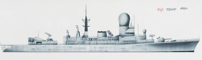 无人,横图,全景,室外,白天,侧面,时尚,船,荷兰,蓝色背景,军事,枪支,历史,一个,蓝色,t台,武器,战争,运输,摄影,军舰,单个,海军,驱逐舰,战船,军用车,时装表演,时装秀,t型台,走秀,彩图