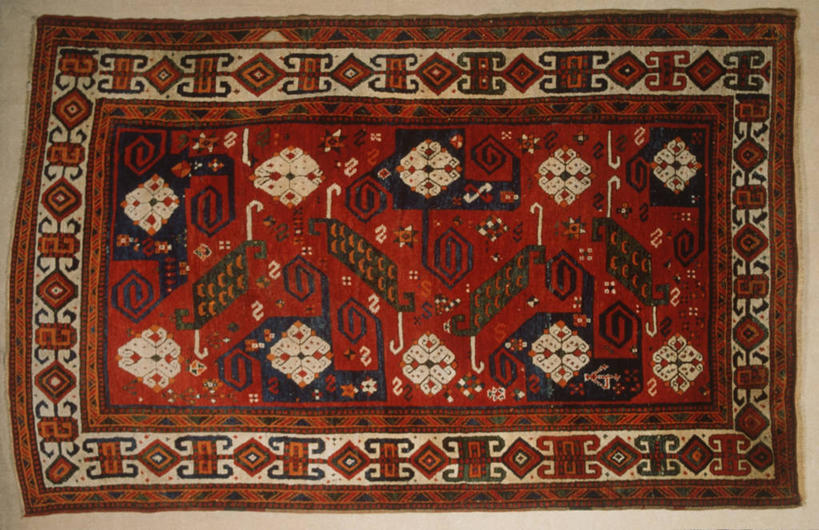 无人,横图,室内,白色背景,地毯,纺织品,格鲁吉亚,装饰,标志,毛毯,毯子,文字,字符,字母,织物,标识,纺织,白色,装饰物,垫子,温暖,摄影,影棚,华丽,修饰,点缀,徽章,摄影棚,衬托,美观,雅致,雅观,式样,美术工艺,高加索山脉,彩图,影棚拍摄,拍摄,外高加索,党徽,纳粹万字符,万字符,机织物