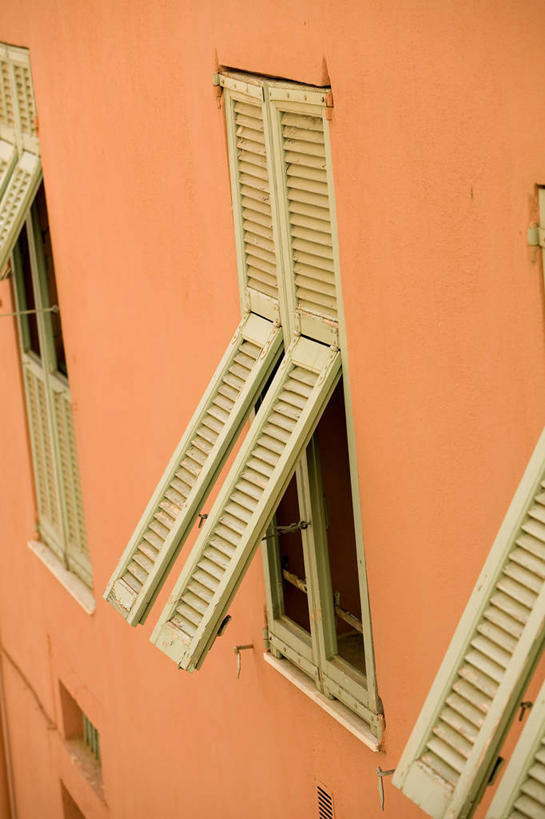 无人,家,竖图,俯视,室外,白天,度假,美景,窗户,城市风光,城市,法国,欧洲,阴影,光线,影子,百叶窗,房屋,墙,屋子,景观,公寓,娱乐,洋房,楼房,墙壁,墙面,住宅,阳光,享受,休闲,橙色,景色,放松,西欧,法兰西,滨海阿尔卑斯,法兰西共和国,法兰西第五共和国,普罗旺斯.阿尔卑斯.蓝色海岸,普罗旺斯.阿尔卑斯.蓝色海岸大区,滨海阿尔卑斯省,彩图,高角度拍摄,房子,芒通