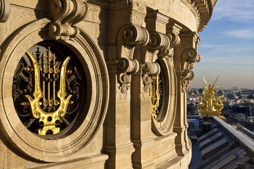 无人,横图,室外,白天,正面,旅游,度假,标志建筑,地标,建筑,剧院,雕塑,法国,巴黎,欧洲,阴影,艺术,装饰,光线,雕刻,雕像,影子,墙,云,云朵,歌剧院,首都,云彩,娱乐,建设,墙壁,墙面,蓝色,白云,蓝天,天空,阳光,工艺品,天,享受,休闲,旅游胜地,放松,晴朗,纪念,美术,西欧,法兰西,主题,陈列,法兰西共和国,功能,美学,法兰西第五共和国,法兰西岛,巴黎歌剧院,法兰西岛大区,加尼叶歌剧院,晴空,彩图,剧场,巴黎省,巴黎市