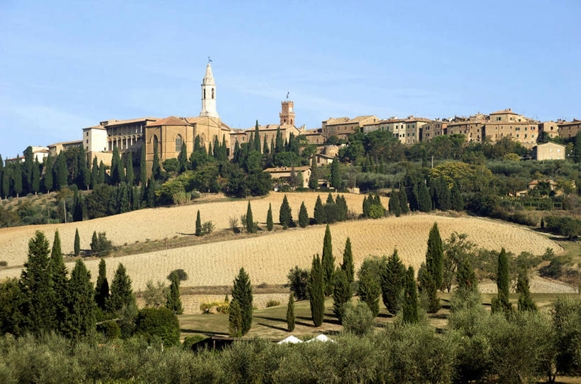 无人,家,横图,室外,白天,正面,旅游,度假,草地,草坪,美景,树林,植物,柏树,意大利,欧洲,阴影,光线,影子,房屋,屋子,景观,娱乐,楼房,住宅,草,树,树木,蓝色,绿色,蓝天,天空,阳光,自然,天,享受,休闲,景色,放松,生长,晴朗,成长,托斯卡纳,锡耶纳,南欧,自然风光,皮恩扎,万里无云,意大利共和国,高尚,长寿,不朽,正气,托斯卡纳大区,晴空,晴空万里,彩图,房子,阿米亚塔山,奥尔恰谷