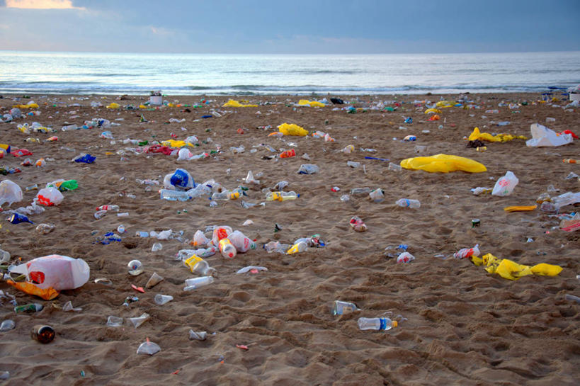 无人,横图,室外,海洋,西班牙,许多,脚印,环保,沙子,水平线,黎明,很多,天空,瓶子,摄影,能源,污染,回收,资源,早晨,一次性杯子,多余,利用,低碳,循环,持续,空气污染,巴伦西亚省,海滩,彩图