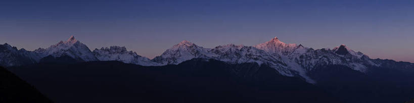 无人,横图,全景,室外,日出,美景,山,山脉,雪山,景观,山顶,冬天,风景,自然,景色,寒冷,摄影,宁静,自然风光,剪影,云南省,万里无云,香格里拉县,彩图