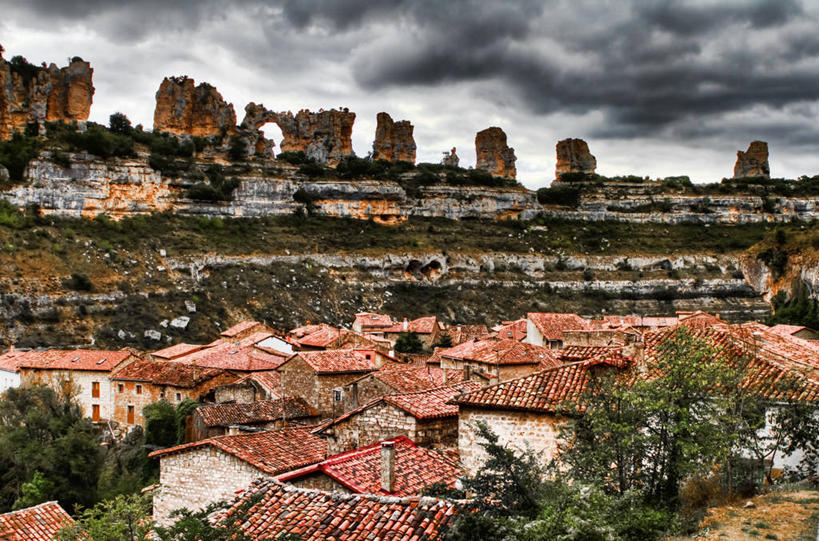无人,横图,室外,白天,峡谷,植物,建筑,西班牙,城堡,屋顶,乡村,云,历史,天空,摄影,下降,布尔戈斯,莱昂省,彩图,埃布罗河