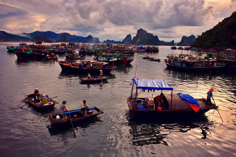 横图,室外,海洋,山,船,越南,停靠,云,自然,黄昏,运输,摄影,停泊,广宁省,彩图