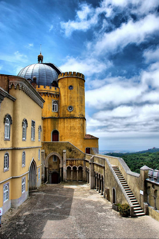 无人,宫殿,竖图,室外,白天,城市,建筑,葡萄牙,云,首都,历史,里斯本,台阶,天空,摄影,圆顶建筑,新特拉,彩图