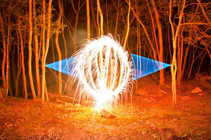 无人,横图,室外,夜晚,长时间曝光,神秘,森林,树林,日本,光线,光芒,树,一个,摄影,单个,照亮,冈山县,彩图