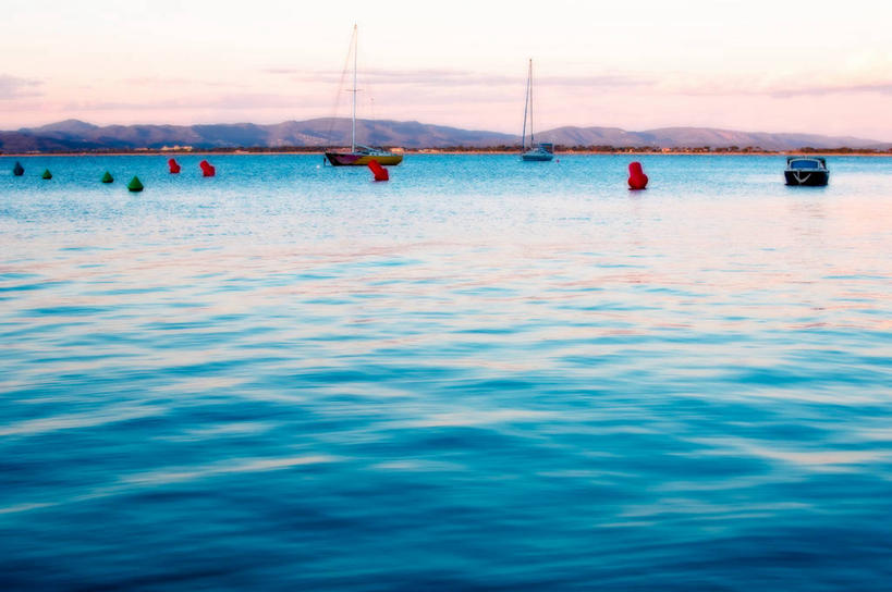 无人,横图,室外,白天,海洋,山,山脉,船,法国,云,天空,自然,运输,摄影,浮标,宁静,普罗旺斯,彩图