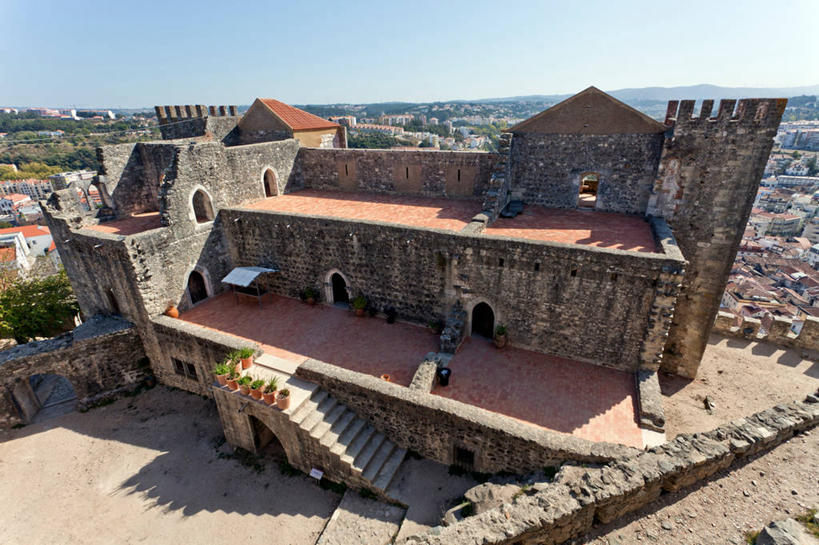 无人,横图,室外,白天,建筑,葡萄牙,城堡,历史,台阶,摄影,宁静,万里无云,彩图,莱里亚