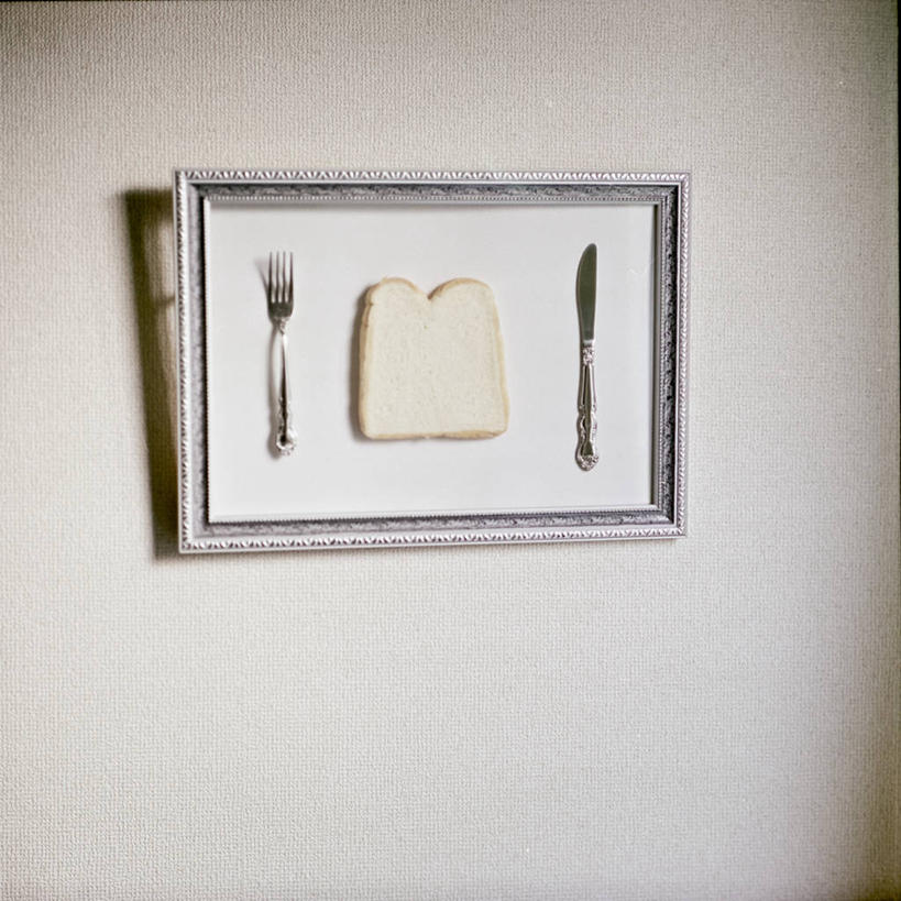 面包,无人,横图,俯视,室内,特写,白天,相框,东京,日本,阴影,叉,墙,食品,首都,饮食,白色,摄影,简单,黄油刀,想法,彩图,高角度拍摄