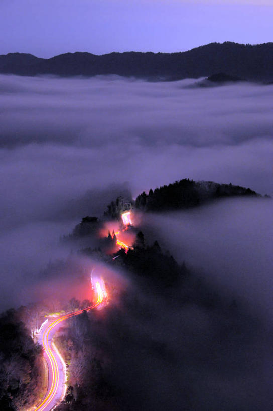 无人,竖图,俯视,室外,火山,山,日本,环保,热,天空,黄昏,烟,熔岩,摄影,能源,回收,资源,利用,低碳,循环,滋贺县,持续,活火山,彩图,高角度拍摄