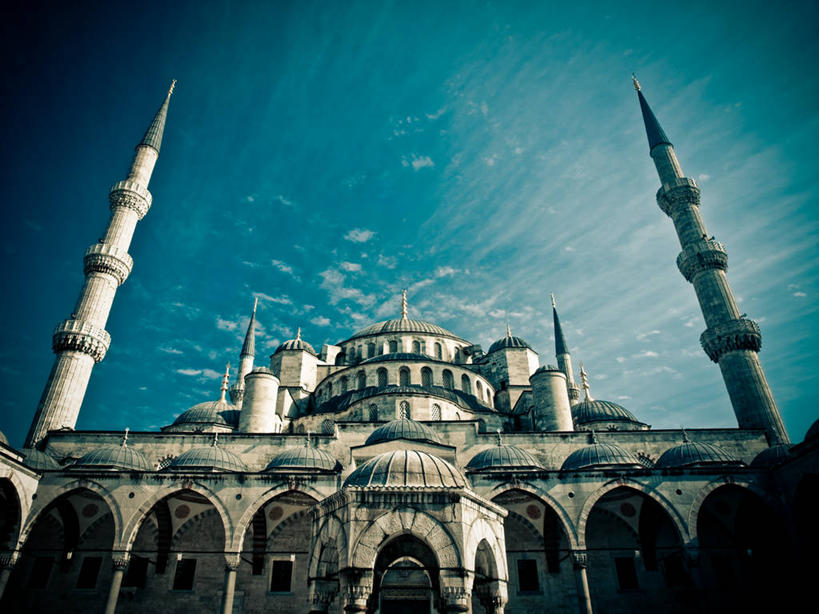 无人,横图,室外,白天,仰视,建筑,欧洲,云,尖顶,天空,摄影,宗教,伊斯兰教,清真寺,伊斯坦布尔,蓝色清真寺,彩图,低角度拍摄