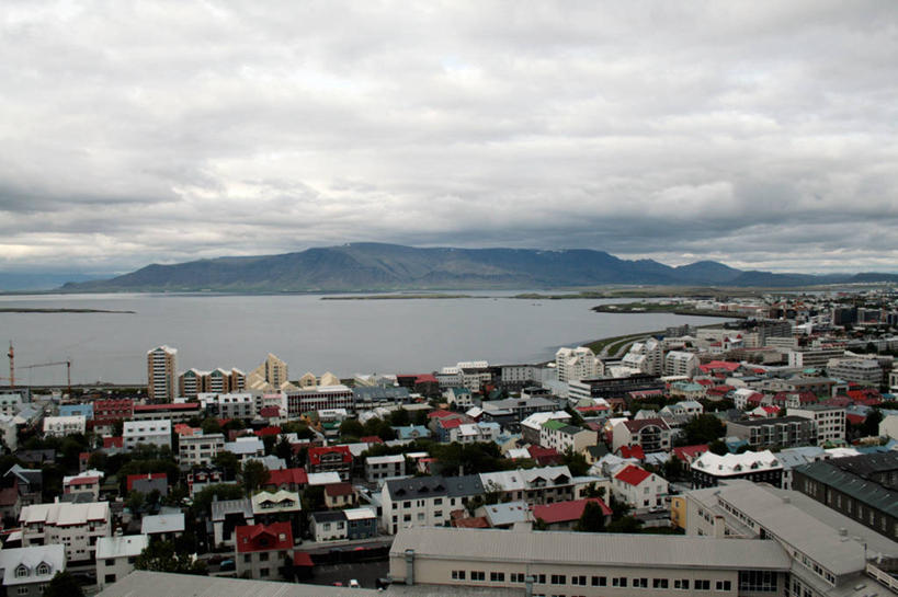 无人,横图,俯视,室外,白天,度假,海洋,美景,山脉,城市风光,城市,建筑,冰岛,房屋,景观,云,塔,首都,娱乐,享受,休闲,景色,放松,摄影,雷克雅未克,雷克雅未克大教堂,高角度拍摄