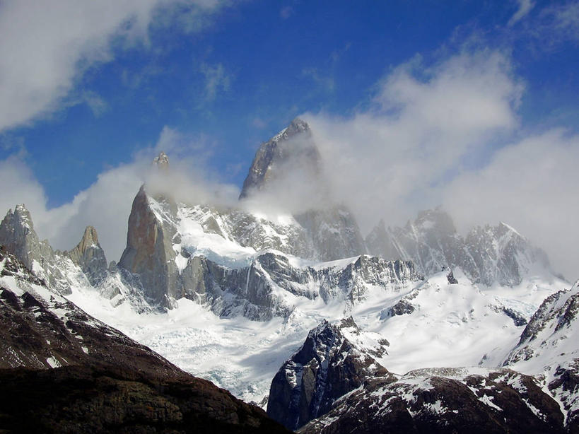 无人,横图,室外,白天,旅游,度假,美景,山,雪,阿根廷,智利,地形,景观,山顶,云,娱乐,风景,天空,自然,享受,休闲,景色,南美,放松,摄影,宁静,环境,自然风光,巴塔哥尼亚,圣克鲁斯省,岩石