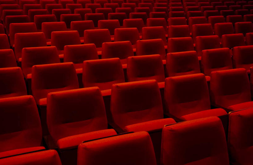 无人,横图,室内,夜晚,重复,荷兰,一排,许多,丰富,整齐,很多,排列,红色,摄影,队列,会堂,全画面,全框架,全帧,全画幅