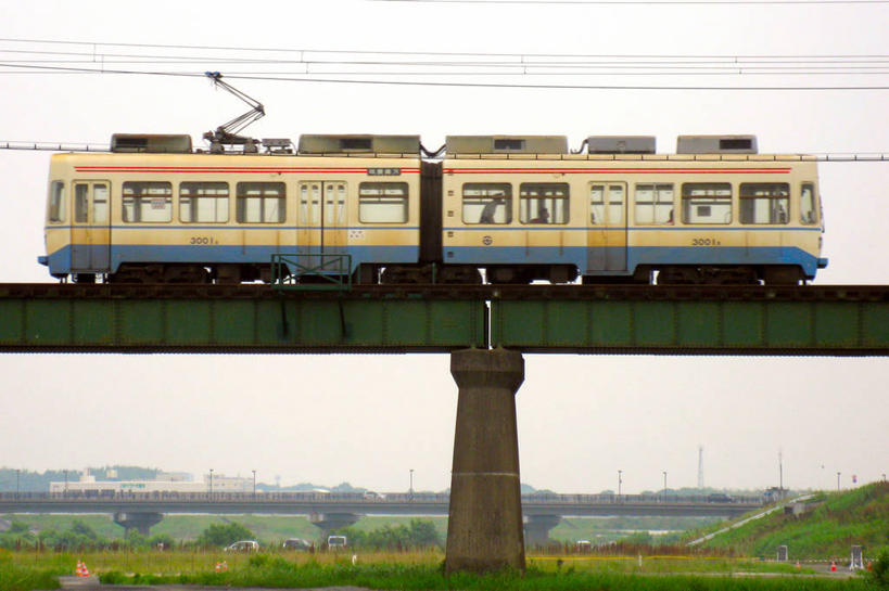 无人,横图,室外,白天,建筑,路,铁路,日本,柱子,桥,轨道,交通,铁轨,天空,运输,摄影,支撑,电力火车,客车,东亚,旅行