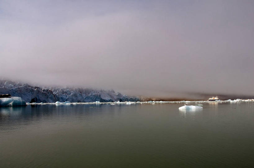 无人,横图,室外,海洋,美景,水,雾,全球变暖,海鸥,挪威,环保,反射,冰,景观,冬天,风景,天空,自然,黄昏,景色,寒冷,摄影,能源,宁静,回收,资源,自然风光,冰河,利用,低碳,循环,斯堪狄纳维亚半岛,持续,三趾鸥