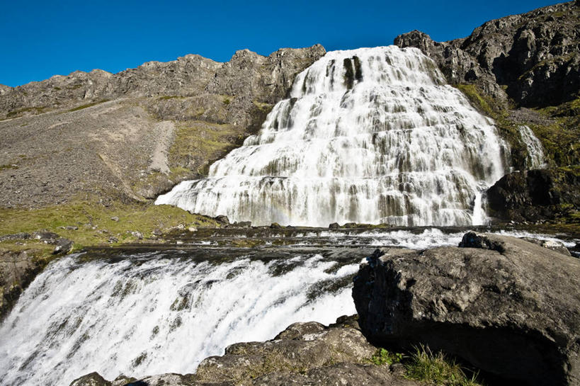 无人,横图,室外,白天,仰视,美景,瀑布,山,欧洲,冰岛,地形,景观,风景,自然,景色,摄影,自然风光,北欧,冰岛共和国,自然地理,岩石,彩图,低角度拍摄,西峡湾区