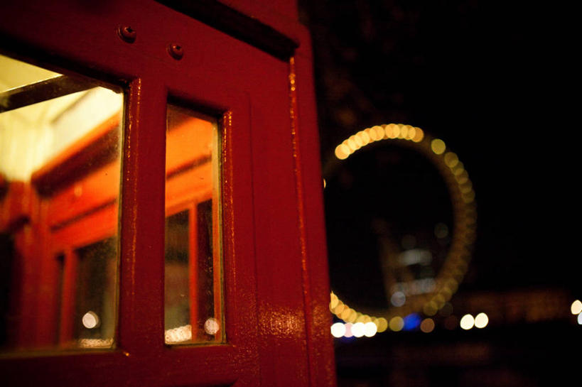 无人,横图,室外,特写,夜晚,英国,首都,伦敦眼,电话亭,摄影,部分,照亮,英国文化,大转轮,彩图