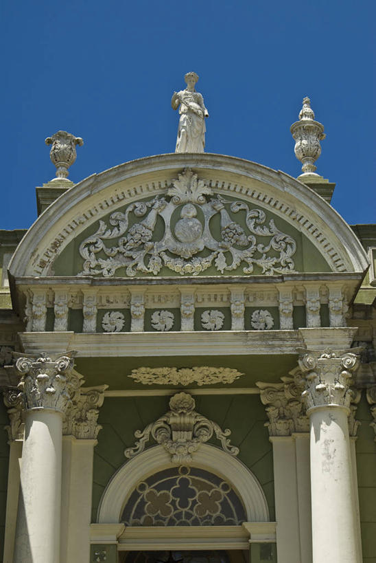 无人,竖图,室外,白天,仰视,建筑,巴西,艺术,雕像,柱子,南美,摄影,南美洲,拉丁美洲,美洲,手艺,万里无云,巴西联邦共和国,亚美利加洲,南亚美利加洲,南大河州,南里奥格兰德州,美术工艺,格兰德河,彩图,低角度拍摄,传统文化