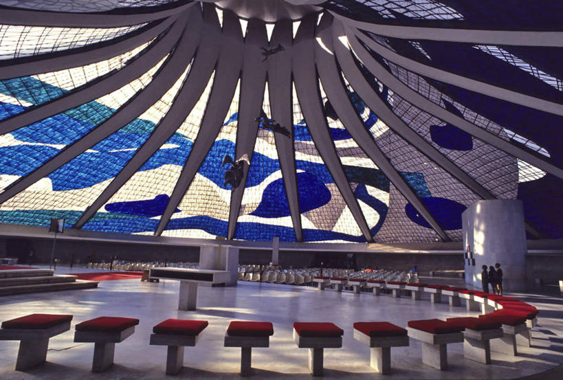 建筑师,横图,室内,白天,天花板,巴西,朦胧,模糊,首都,座位,南美,摄影,宗教,南美洲,拉丁美洲,美洲,巴西联邦共和国,首府,亚美利加洲,南亚美利加洲,巴西利亚,彩色玻璃,巴西里亚,奥斯卡.尼迈耶,尼迈耶,巴西文化,彩图,大教堂