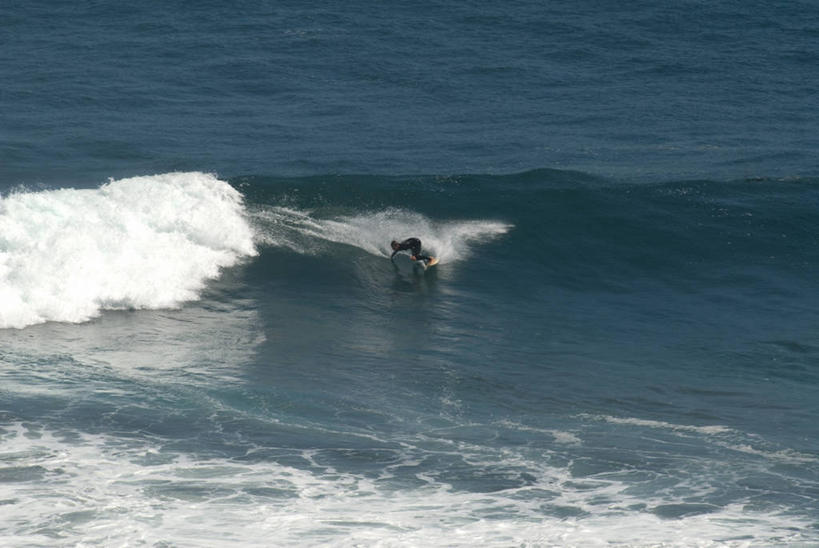 冲浪,一个人,横图,俯视,航拍,室外,白天,运动,海浪,海洋,水,波浪,摄影,鸟瞰,彩图,高角度拍摄