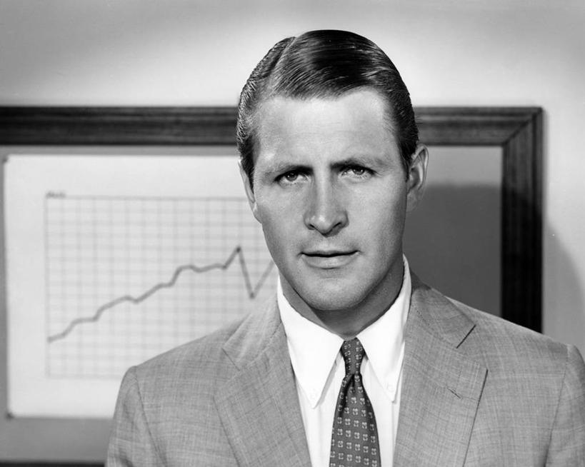 西方人,成年人,中年人,脸,头,脸颊,一个人,商务人士,商务男性,横图,黑白,室内,特写,正面,衬衫,商务,复古,成功,信心,欧洲,欧洲人,仅一个男性,仅一个人,仅一个中年男性,套装,正装,图表,领带,古典,肩膀,线图,摄影,生长,企业,公司,肖像,商务装,工薪阶层,男人,男性,中年男性,白种人,头部,脸部,脸蛋,面部,白领,上班族,衬衣