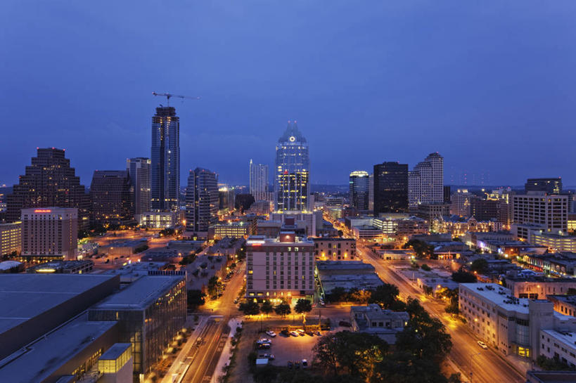 无人,横图,俯视,室外,度假,美景,日落,天际线,城市风光,城市,建筑,路,摩天大楼,美国,景观,塔,娱乐,现代,天空,黄昏,享受,休闲,办公大楼,景色,放松,摄影,照亮,北美,德克萨斯,奥斯汀镇,彩图,高角度拍摄