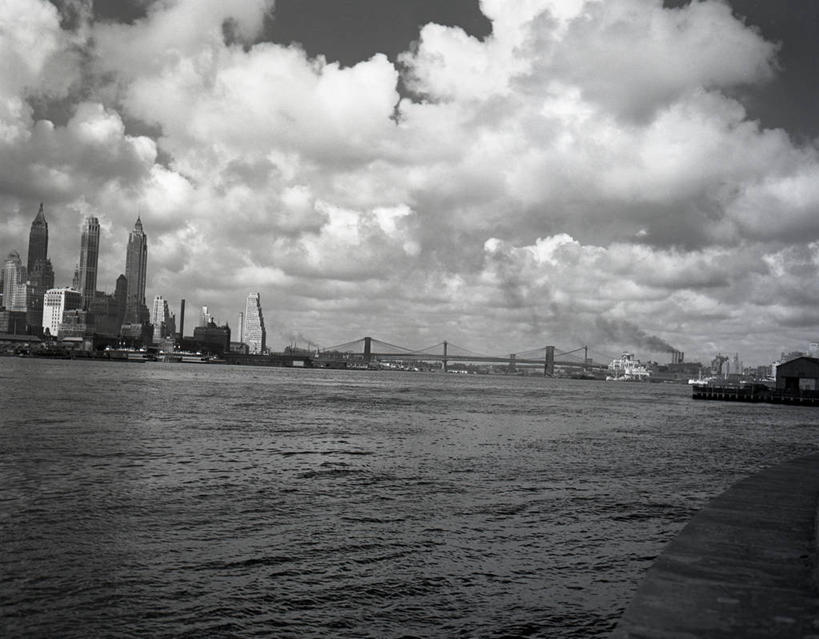 无人,横图,黑白,室外,白天,城市,建筑,摩天大楼,纽约,美国,云,桥,古典,联系,现代,摄影,纽约州,纽约港,东河