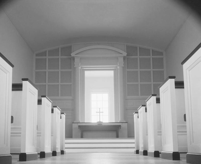 无人,教堂,横图,黑白,室内,白天,窗户,日光,一排,整齐,座位,排列,安静,摄影,宗教,简单,队列,祭坛,新教