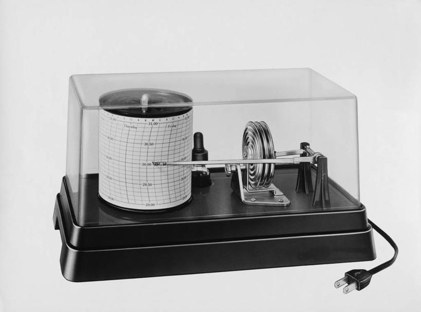 无人,横图,黑白,室内,特写,静物,电器,插座,天气,盒子,一个,摄影,单个,测量工具,准确,家用电器,插线板,拖线板,电源转换器,排插,气压计,接线板