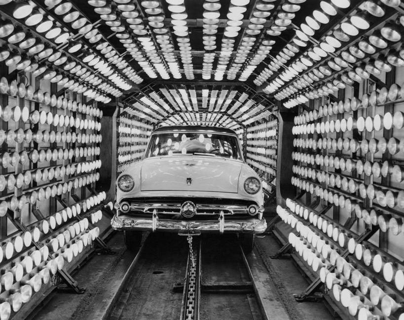 无人,横图,黑白,室内,生产线,汽车,珐琅,光,热,车,灯,交通工具,工业,运输,摄影,照明设备,载具,烘干,过去