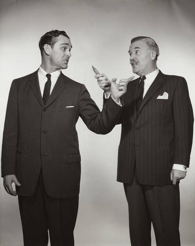 西方人,成年人,中年人,老年人,两个人,商务人士,商务男性,竖图,室内,衬衫,商务,欧洲,欧洲人,对抗,指,套装,生气,冲突,领带,指点,人体,愤怒,摄影,权威,指向,企业,公司,商务装,进攻,工薪阶层,挫败,支配,谴责,老年男性,男人,中年男性,白种人,小胡子,白领,上班族,争论,彩图,衬衣