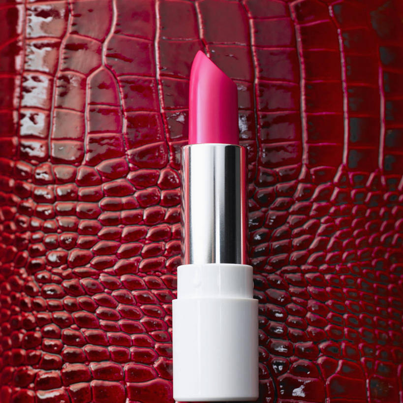 无人,方图,室内,特写,白天,正面,静物,阴影,反射,包,皮包,影子,一个,红色,唇膏,化妆品,口红,单个,单肩包,化妆用品,唇棒,彩图