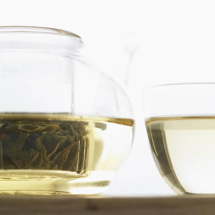 无人,方图,室内,特写,白天,白色背景,正面,幸福,茶,杯子,阴影,反射,影子,茶叶,饮品,三杯,娱乐,水杯,花茶,享受,休闲,温馨,放松,乐趣,保健,养生,摄影,影棚,花草茶,舒适,香花茶,香片,熏花茶,茶杯,彩图,影棚拍摄,拍摄