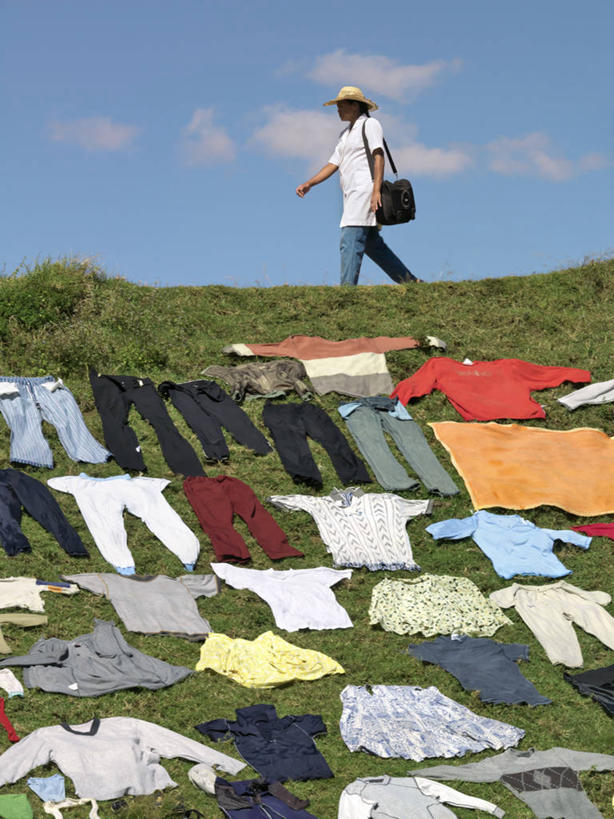 成年人,一个人,竖图,室外,城市,非洲,马达加斯加,仅一个女性,首都,洗衣服,衣服,摄影,塔那那利佛,烘干,女人,洗涤,彩图