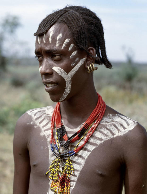 成年人,一个人,竖图,项链,非洲,埃塞俄比亚,仅一个男性,珠子,摄影,麻花辫,男人,彩图,传统服装,游牧民族