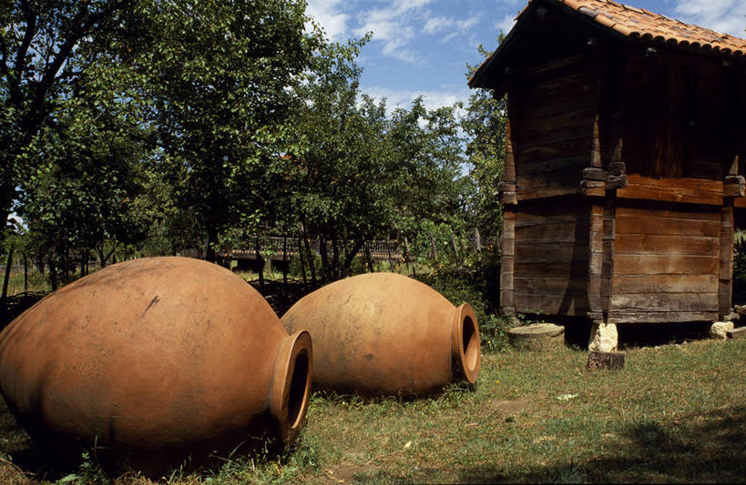 葡萄酒,无人,博物馆,横图,建筑,首都,历史,锅,摄影,广口瓶,第比利斯,彩图,小屋,传统文化,例行公事
