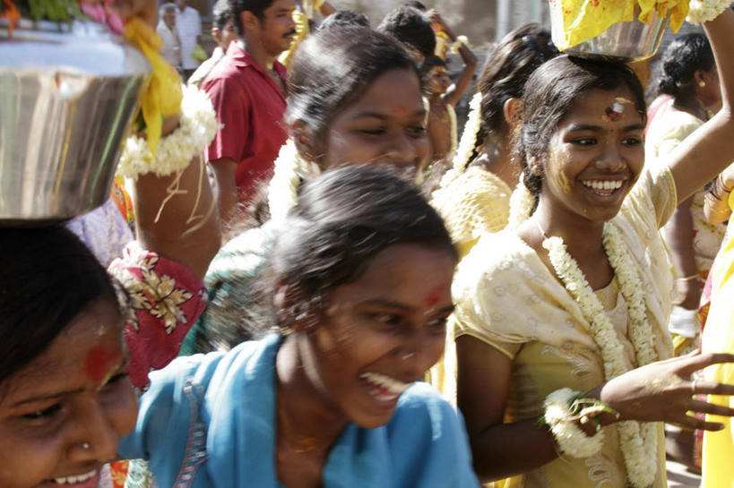 成年人,一个人,横图,室外,印度,亚洲,仅一个男性,祈祷,摄影,宗教,神殿,南亚,印度文化,印度教,印度共和国,北方邦,亚穆纳河,巴特那,男人,彩图,旅行,朝拜者