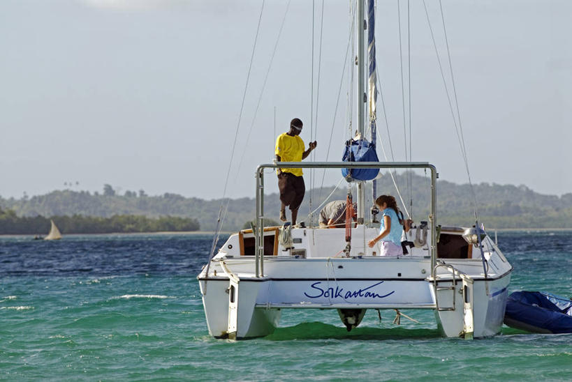 一个人,竖图,室外,旅游,度假,日落,准备,灯笼,地形,光,热,娱乐,风景,黄昏,职业,享受,休闲,放松,摄影,热带气候,照明设备,华贵,东非,桑吉巴尔,奔巴岛,海滩,休闲活动,彩图,旅行