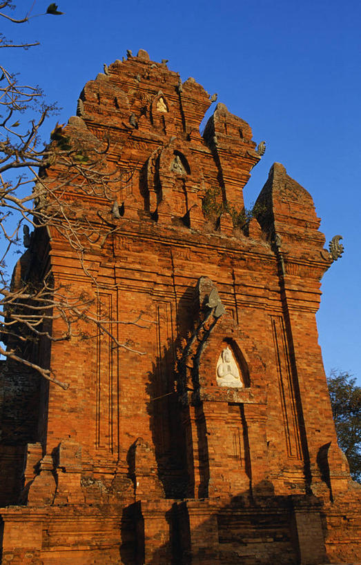 无人,竖图,建筑,雕塑,越南,砖,塔,历史,废墟,红色,摄影,宗教,东南亚,考古学,爱国主义,印度教,印度支那,宁顺,彩图,名声