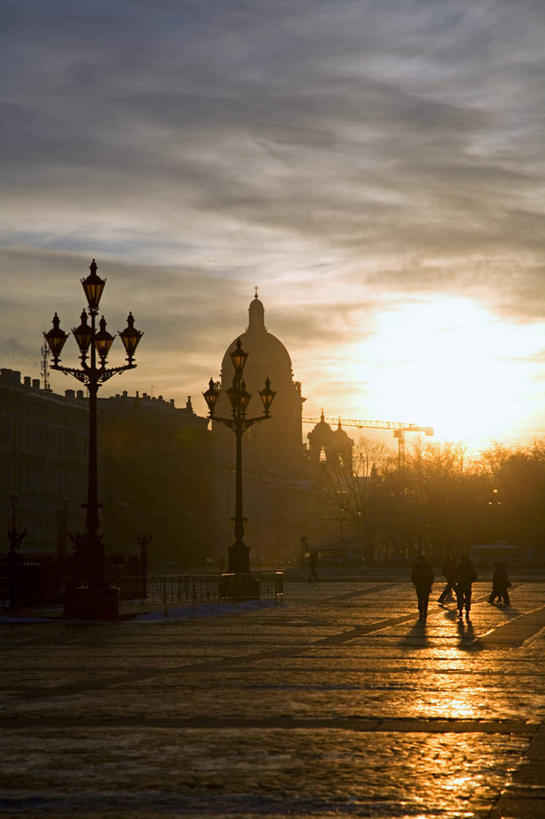 竖图,日落,城市,建筑,街道,路灯,俄罗斯,光,浪漫,历史,穹顶,灯,天空,摄影,照明设备,剪影,步行,彩图,旅行,大教堂,皇宫广场,独联体
