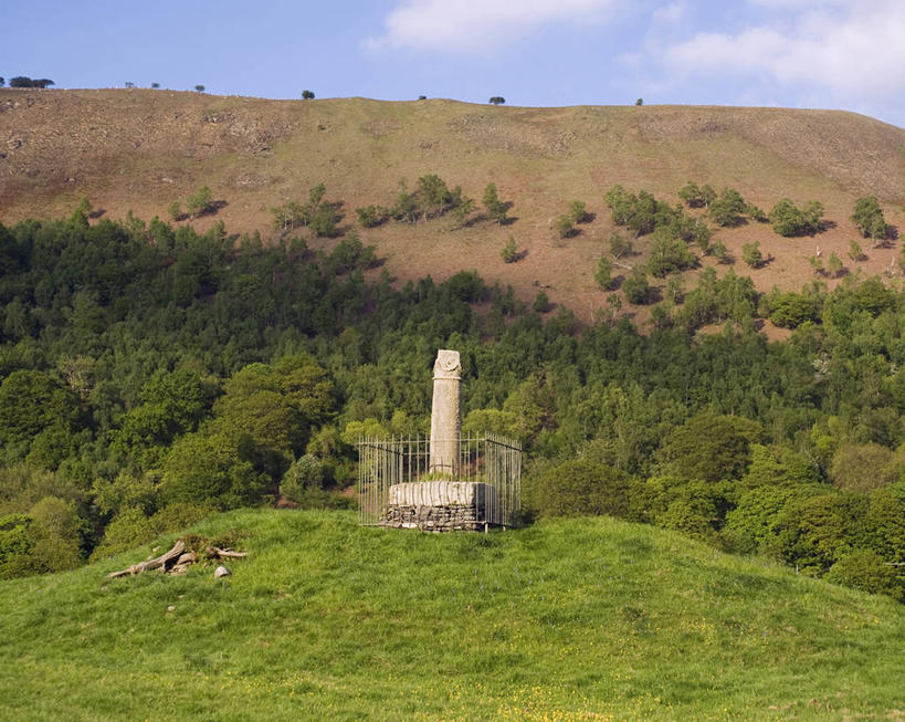 无人,栏杆,竖图,英国,柱子,云,纪念碑,野花,一个,摄影,单个,纪念,留念,怀念,威尔士,登比郡,彩图,影棚拍摄,雕刻术,北威尔士