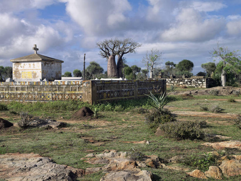 无人,横图,雕塑,非洲,马达加斯加,墙,地标建筑,社区,摄影,纪念,留念,坟墓,作画,怀念,图利亚拉,彩图