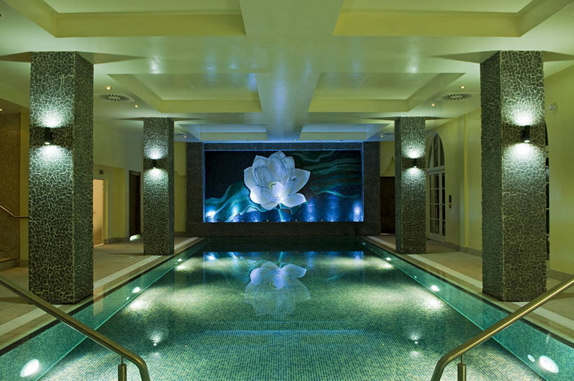 无人,游泳池,横图,锻炼,水,酒店,莲花,英国,北爱尔兰,花纹,反射,图案,柱子,摄影,华贵,纯净,彩图,弗马纳区,厄恩湖